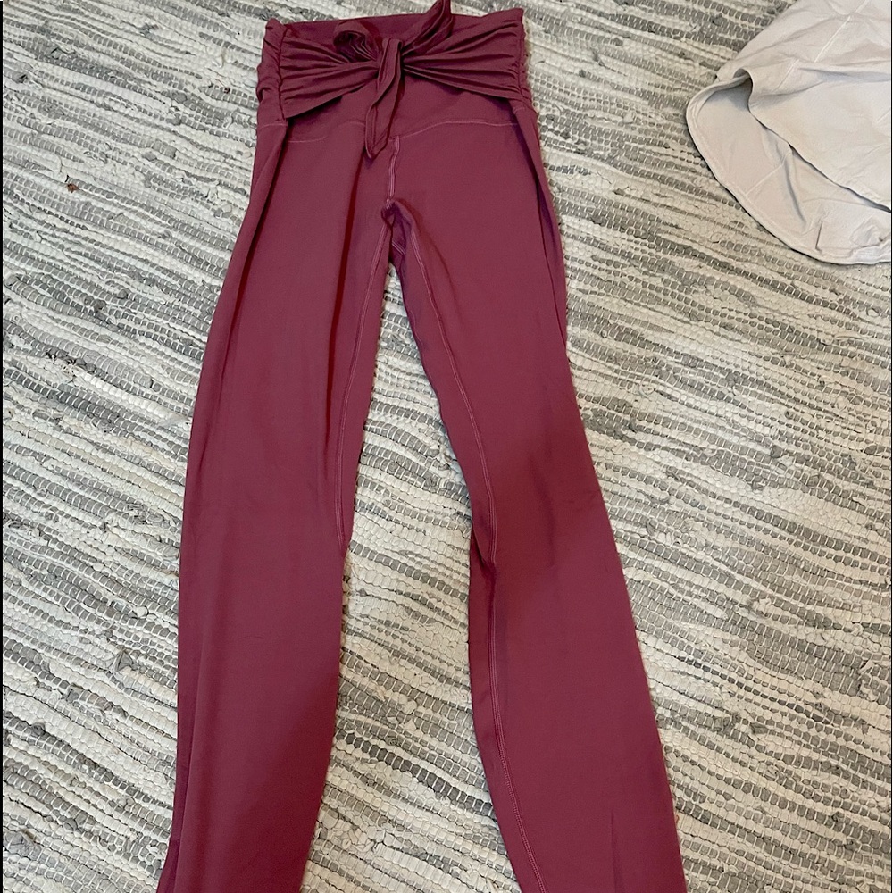 Pink Lululemon yoga pants